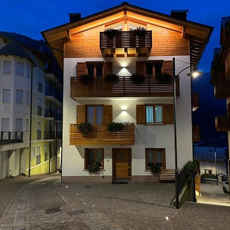Casa Dei Tabachi Apartment Molveno Exterior foto